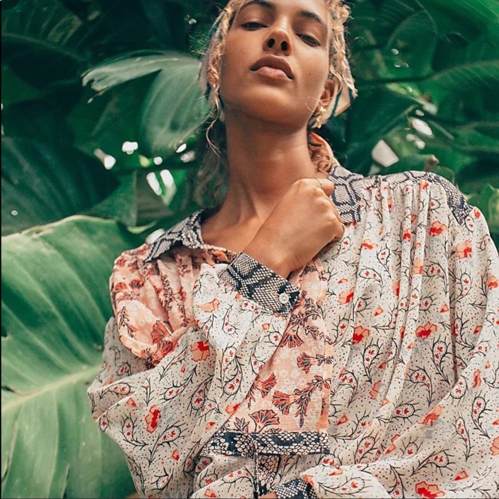 - NWT Free People Dani Buttondown - Picture 2 of 4